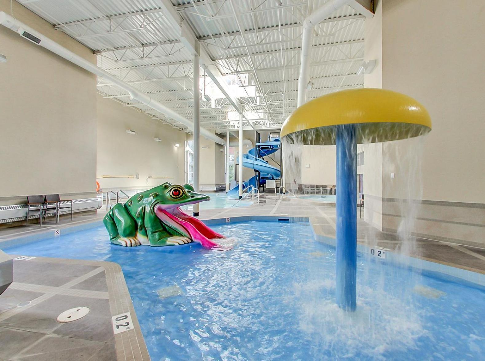 Outstanding Mountain Condo Waterslide And Hot Tub Managed By Little Sister Getaways Canmore Bagian luar foto